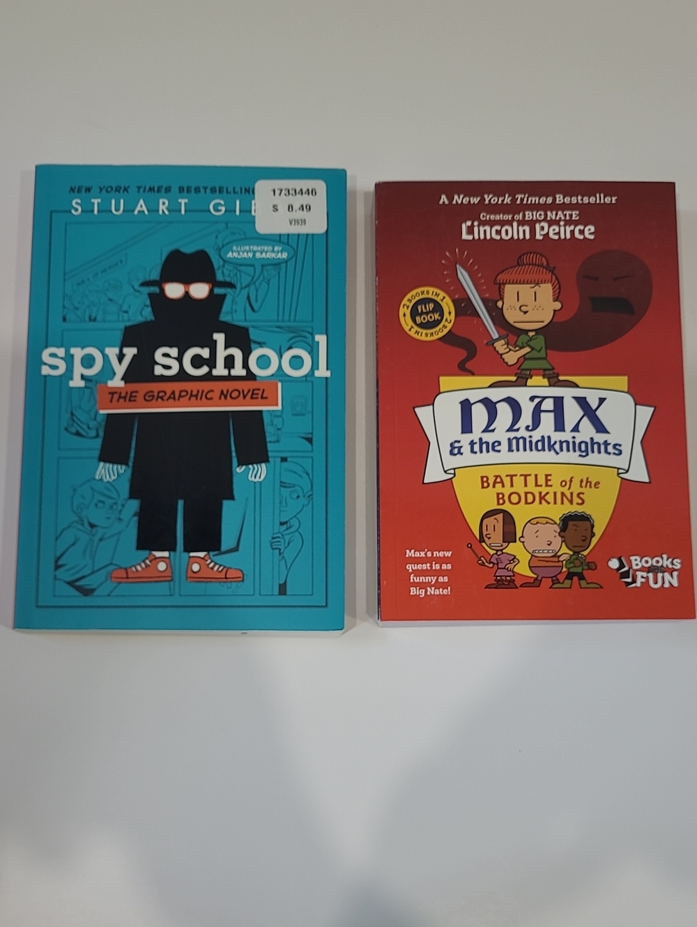 Graphic Novel Lot - Spy School & Max and the Midknights
